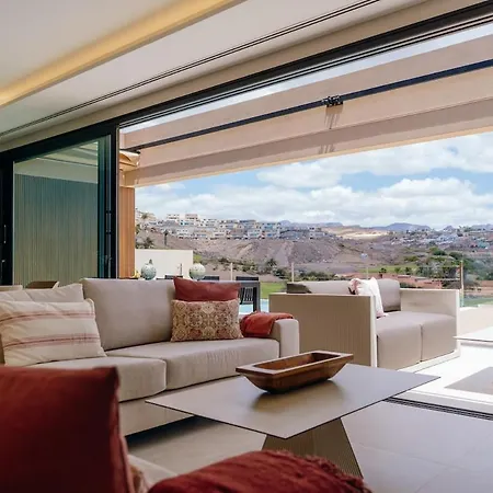 Calima Villa