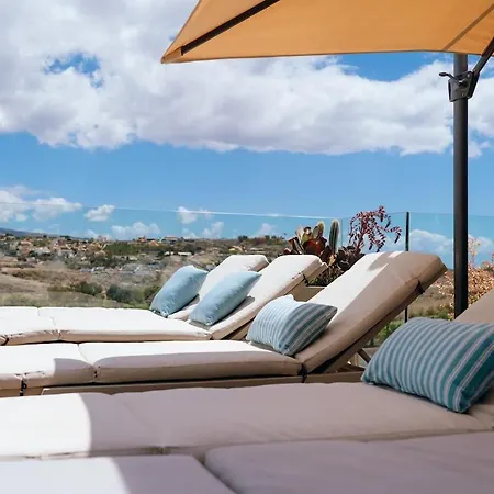 Calima Villa